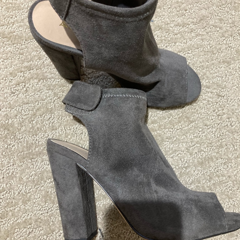 ALDO peep toe heels